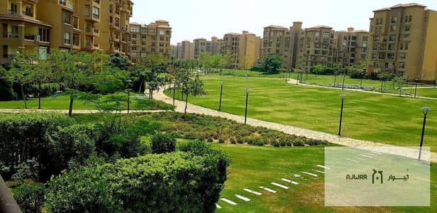 شقة 190 متر بجاردن للبيع في مدينتي B3.