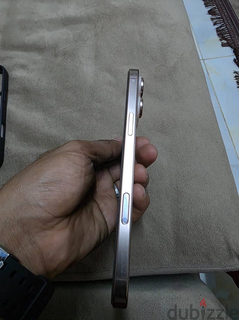 Apple - iPhone 16 Pro Max 2