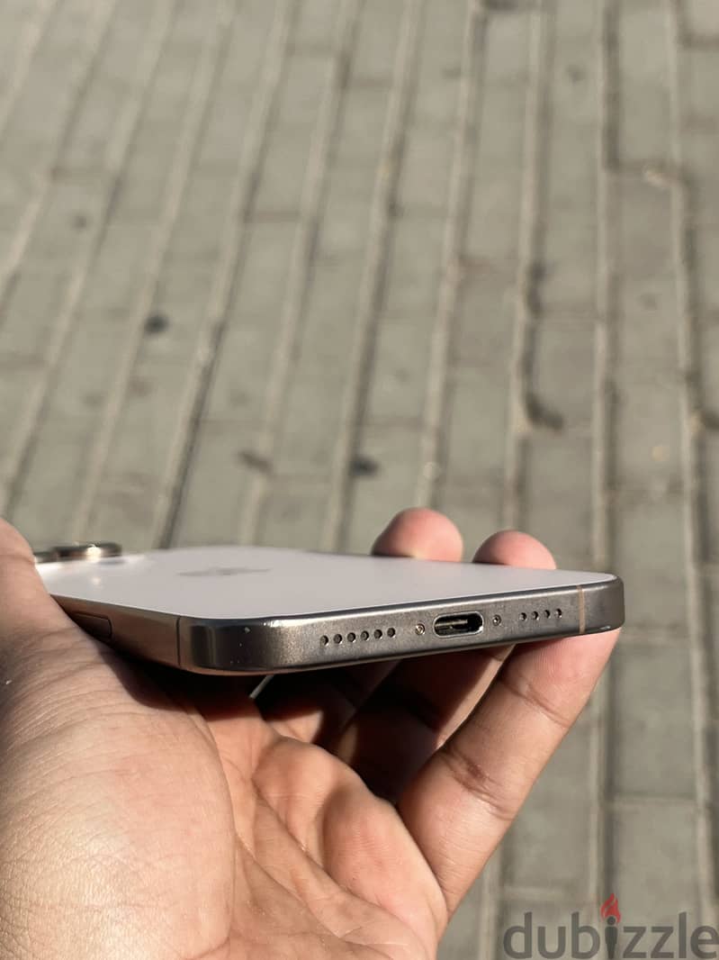 Apple - iPhone 16 Pro Max 5