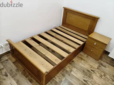 سرير 120سم* عرض طول195 +9ملل +كمود
