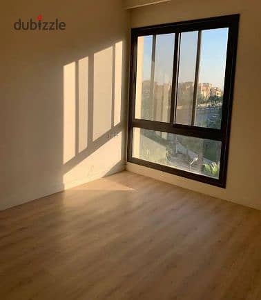 For sale in Alegria a fully finished apartment with an open view overlooking the Beverly Hills Sodic landscape.