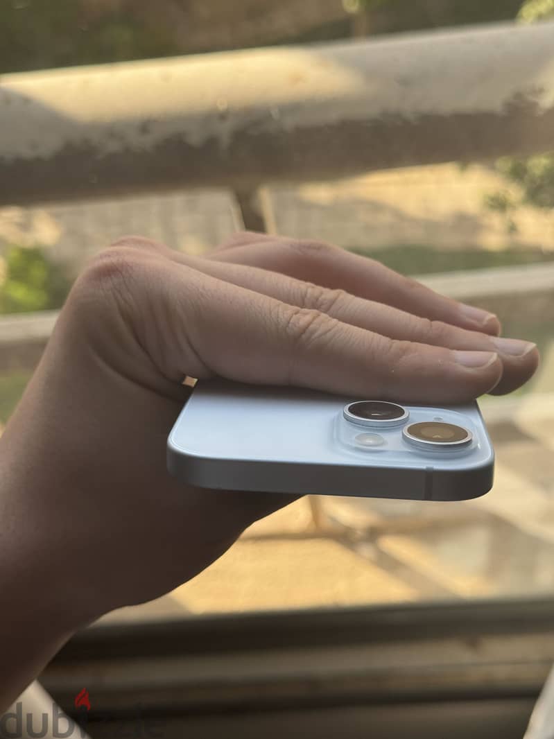 Apple - iPhone 15 1