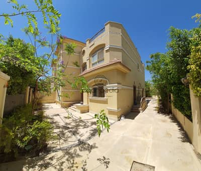 فيلا مستقلة فاخرة للبيع في فونتن بارك بموقع مميز وإطلالة لاندسكيب Luxury Standalone Villa for Sale Fountain Park Prime Location Landscape View Spaciou