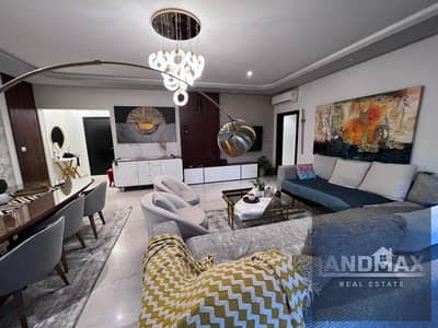 شقة فندقية 245 متر 4 غرف نوم  للايجار | مفروشة بالكامل تصميم  الترا مودرن | اول سكن موقعها مميز جدا بكمبوند ايستاون التجمع الخامس
