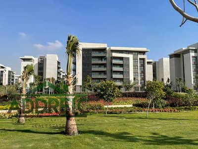شقة 100m² للبيع بالفرش والمطبخ والتكييفات في مدينتي | B15 الدور الثالث - استلام فوري
