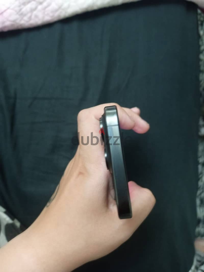 Apple - iPhone 15 Pro 5
