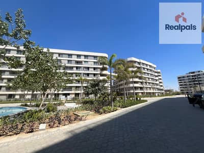 UNDER MARKET PRICE - APARTMENT FOR SALE ( 165 m - LANDSCAPE VIEW ) WITH PARKING - AT BLOOMFIELDS