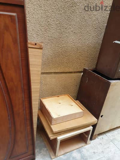 ٢ سرير وسفرة ودولاب جرار