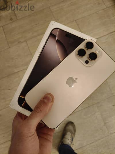 آبل - آيفون 16 برو ماكس
