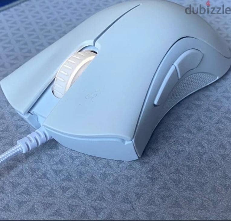 Razer DeathAdder Essential – White 1