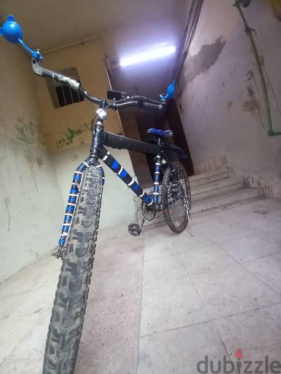عجله للبيع مقاس كبير  مش محتاجه اي حاجه
