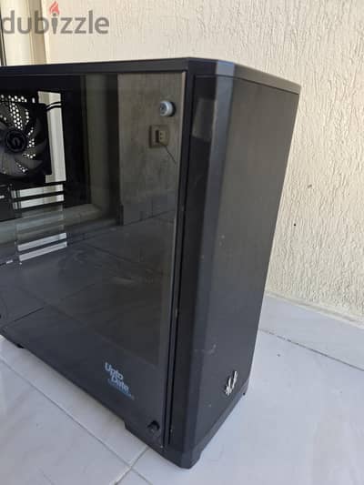 NovaMesh pc case 2 fans 1 with RGB and all cables included inside