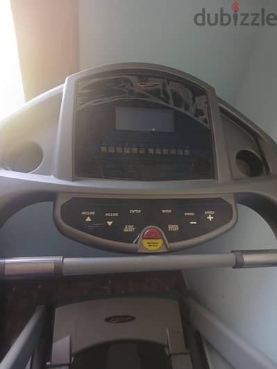 treadmill z-frame construction