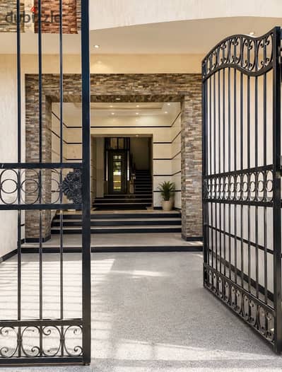Duplex in Al-Qarnfal Villas 8 Garden View 380 meters +150 meters private garden semi-finishing above 4 rooms including a master room 2 bathrooms reception under open space immediate receipt