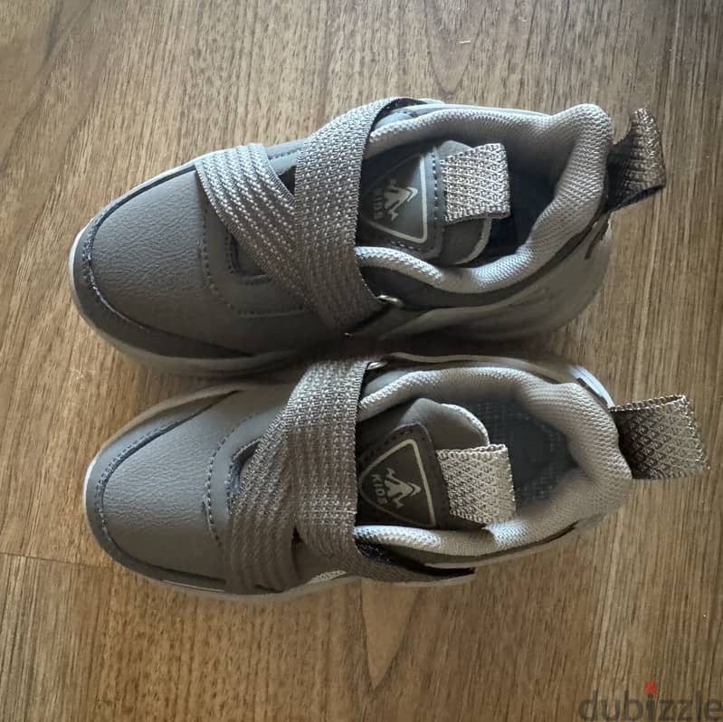 Shoes size 28 3