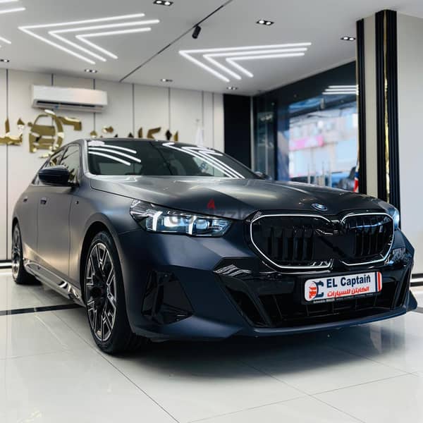 BMW i5 eDrive40 موديل 2025 -