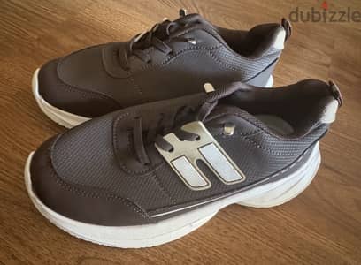 Shoes size 36
