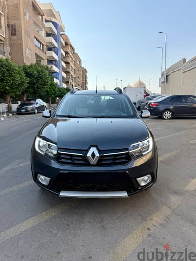 رينو سانديرو ستيب واى 2022 فبريكه عداد ٦٠ الف صيانات منتظمه