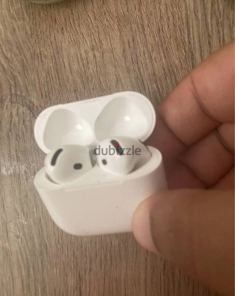 Earbuds 4 2