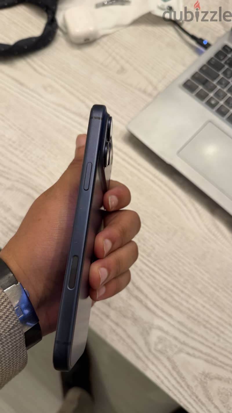 Apple - iPhone 17 Pro Max 3