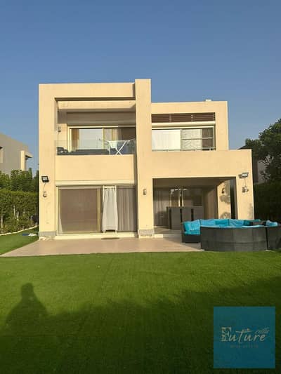 villa for sale in Hacienda 4Baybedroom, 4-bathroom, North Coast.