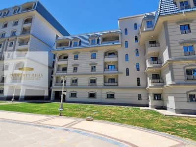 Furnished chalet for immediate delivery in the New Alamein City, Latin neighborhood, by the road, installments for up to 10 years
