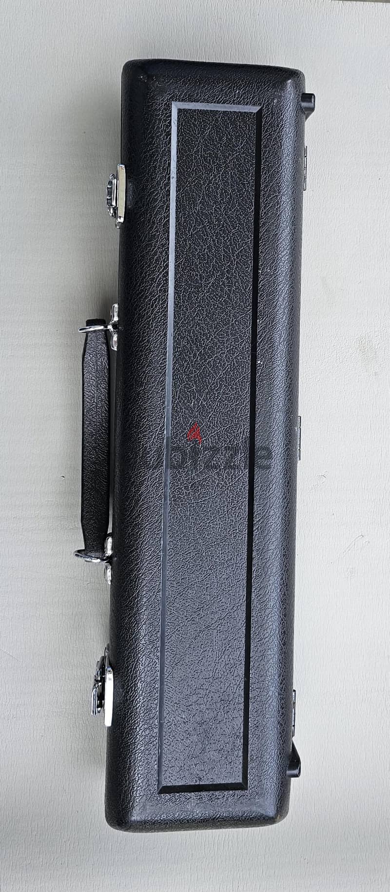 Yamaha YF + Case - Used Like New 1