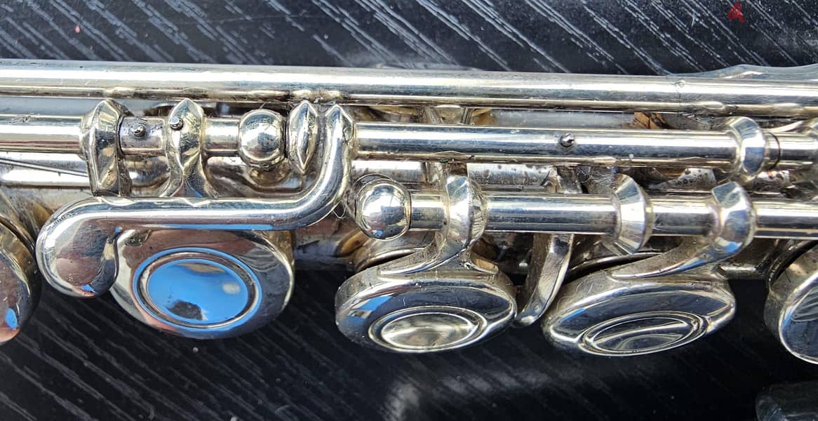 Yamaha YF + Case - Used Like New 2