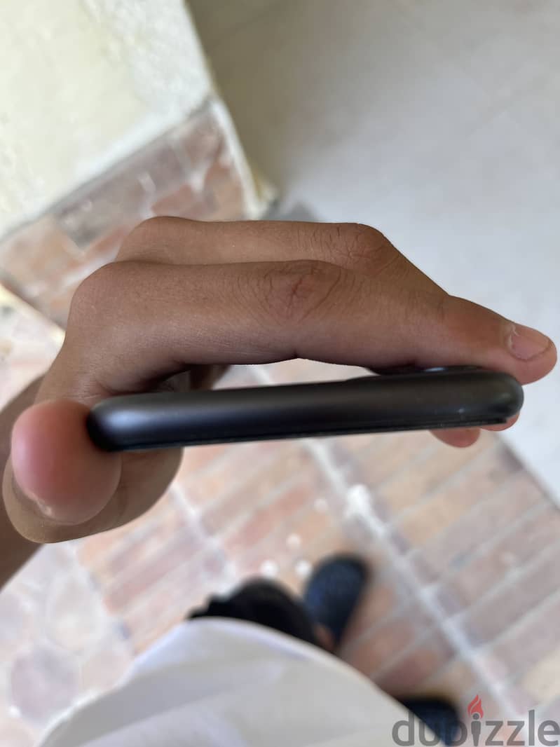 Apple - iPhone 11 5