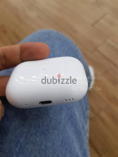 بوكس شحن فقط Airpods pro 2 جيل تاني استعمال ايام بدون خدش