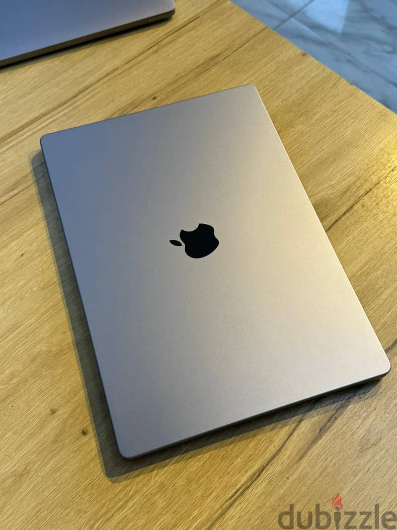 MacBook Pro M1 Pro | 16 Inch 6