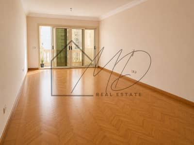 شقة سكني للإيجار في ثروت 155م
