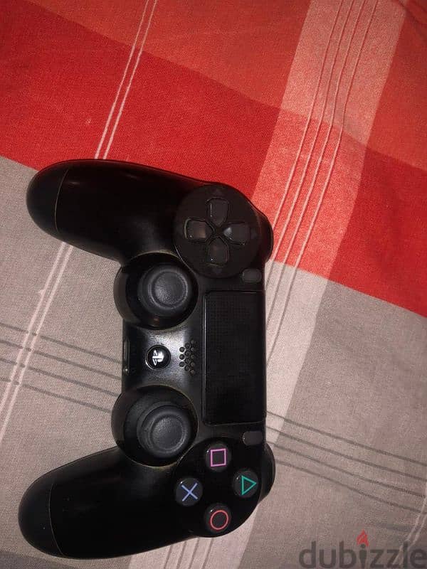 Playstation 4slim 4