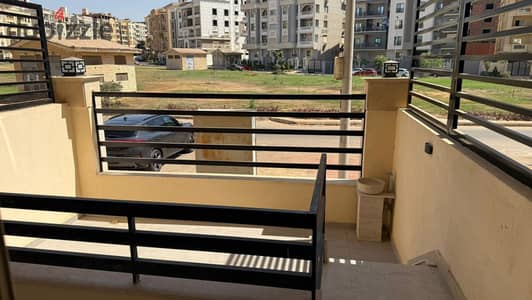 Apartment for rent 165m in the northern Lotus in the Fifth Settlement next to Platinum Club first residence