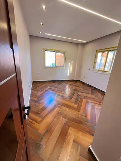 شقة للبيع بالحي ال 13 الشيخ زايد 220 م  تشطيب الترا مودرن لوكيشن مميز وفيو رائع 220 sqm apartment in Sheikh Zayed’s 13th District ultra-modern