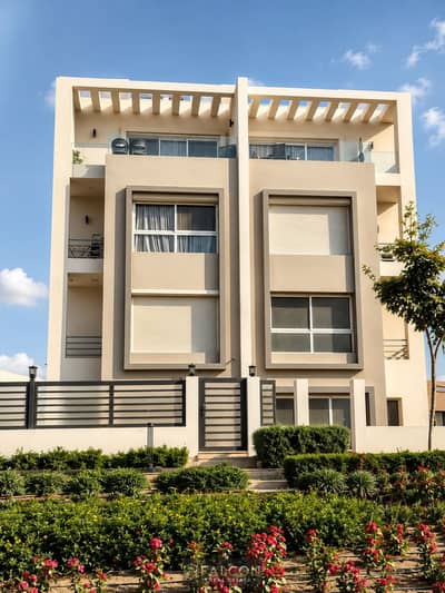 تريبل فيو خيالي  Sky Villa بحري  خصوصية كاملة 240م  للبيع  هايد بارك التجمع الخامس القاهرة الجديدة بجوار الرحاب وقطامية Hyde Park New Cairo Next Rehab