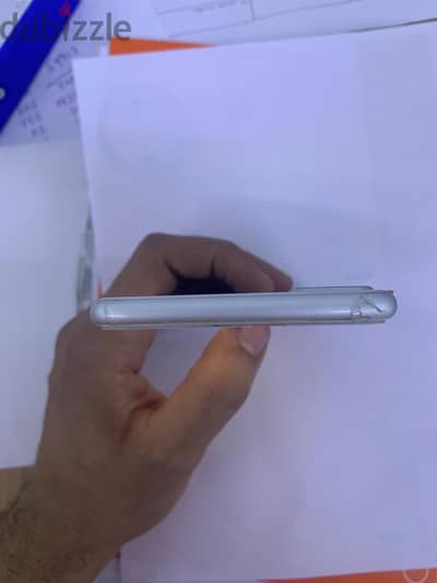 آبل - آيفون 8 بلس
