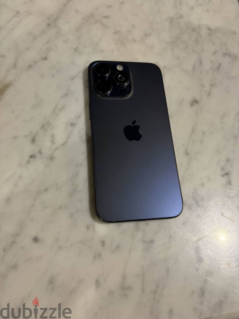 Apple - iPhone 15 Pro Max 9