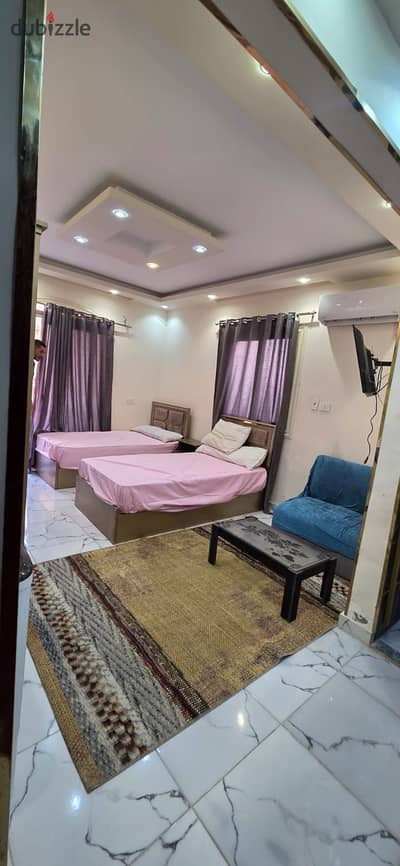 Studio for rent double with balcony, neighborhood 2, adjacent to the seventh area, the price includes all services