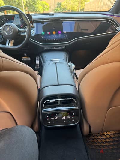 Mercedes-Benz E200 2024