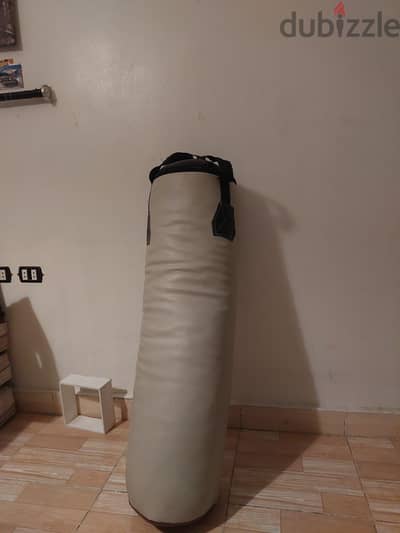 boxing bag venum اصليه بلسلسه