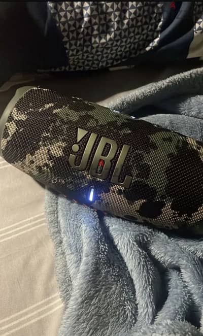 JBL Charge 5