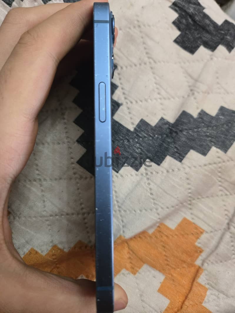 Apple - iPhone 13 4