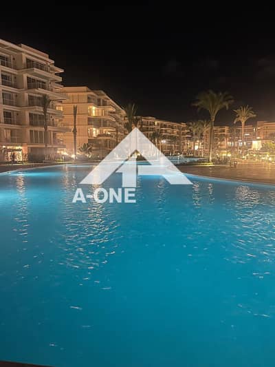 Luxury chalet with a direct lagoon view, prime location in the heart of Marassi Marina, beachfront, 3 bedrooms + nanny, 215 sq m, Marina, Marassi Nort