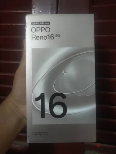 OPPO Reno16 5G - جديد زيرو متبرشم (ضمان محلي)