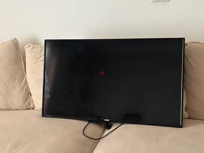 شاشة VIEW سمارت 40 بوصة FHD LED – حالة ممتازة