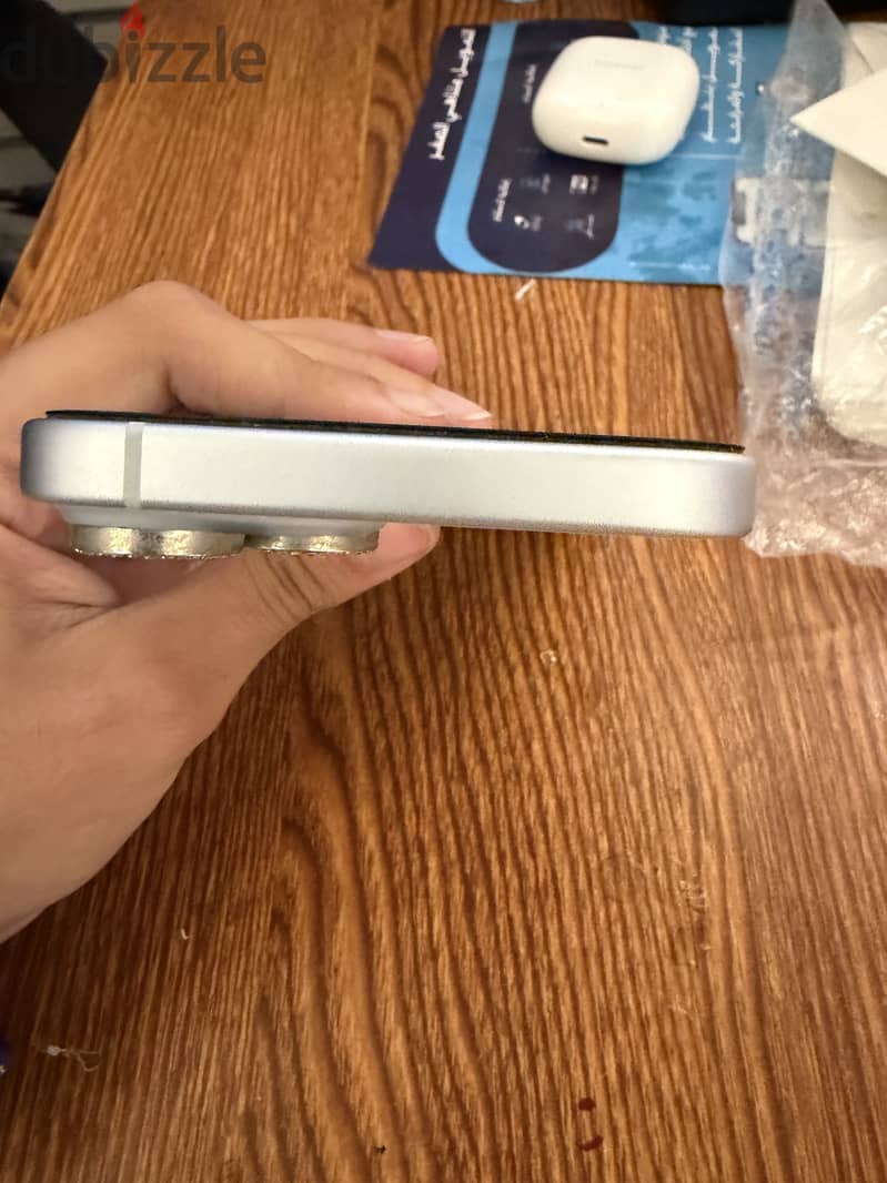 Apple - iPhone 15 1