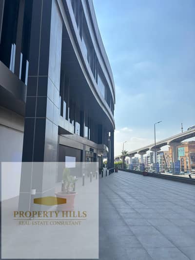 Immediate pickup office opposite the monorail, with easy access and installment payment options over the longest comfortable period.