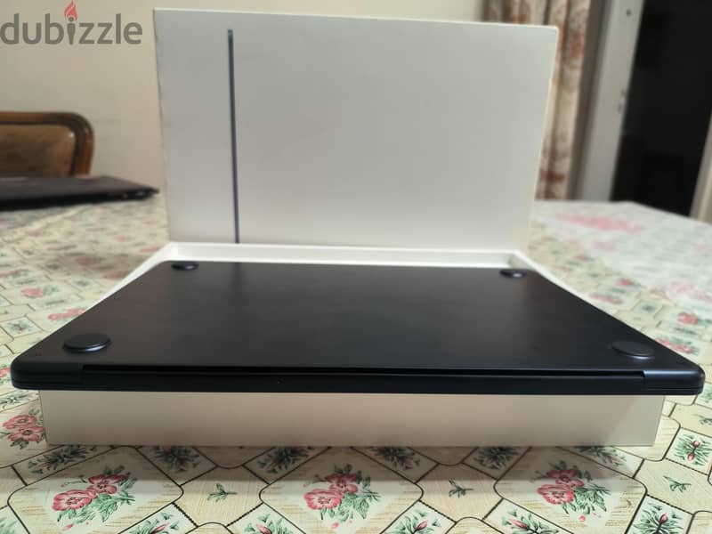 MacBook air M4 24/512 100% Apple warranty AR/EN 4