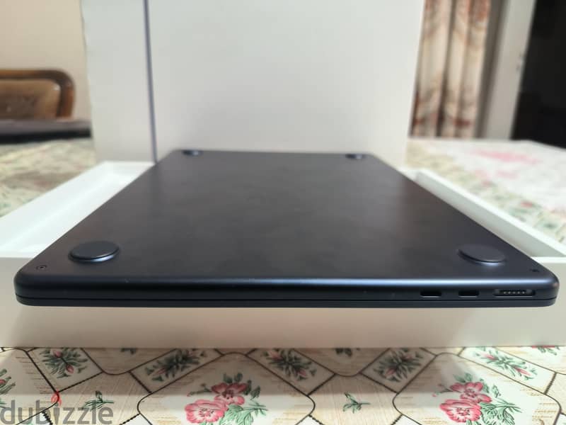 MacBook air M4 24/512 100% Apple warranty AR/EN 5